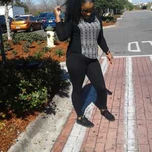 Meet your Posher, Juanita